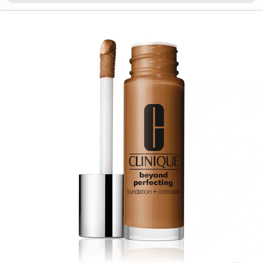 NEW Clinique Beyond Perfect foundation concealer WN 118 Amber